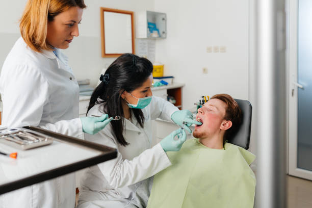 Best Mobile Emergency Dentist in Rollingwood, CA